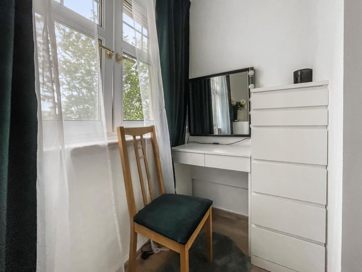 Comfortable 2 Bedroom Flat In The City Centre Edinburgh Bagian luar foto